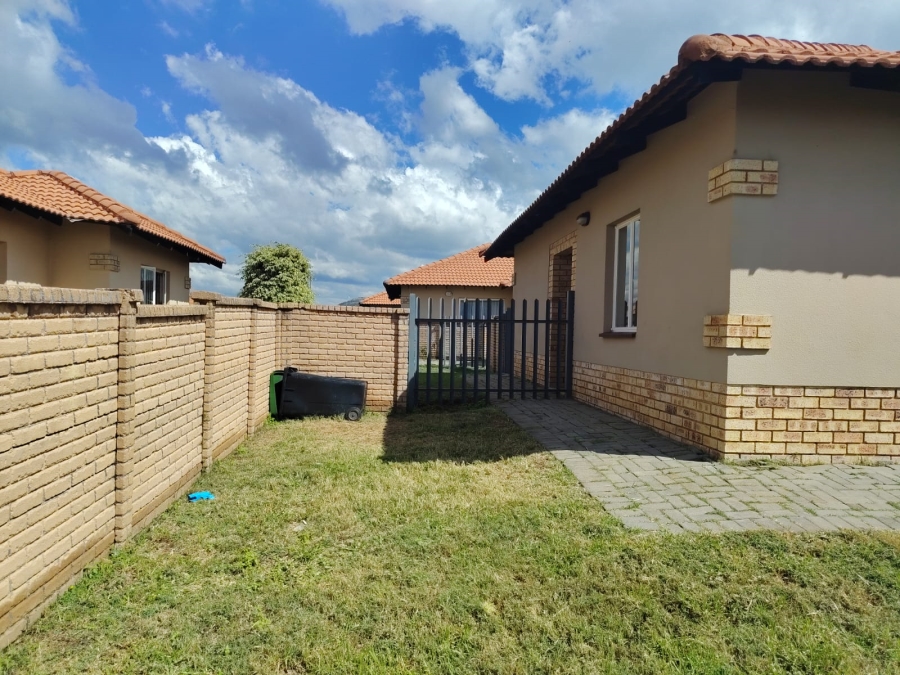 3 Bedroom Property for Sale in Waterkloof Hill Estate North West